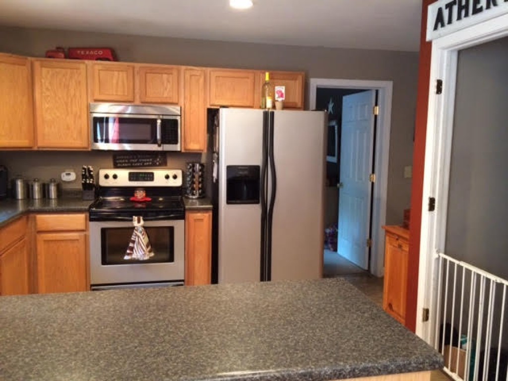 428 Old Bennington Road Greenfield, NH 03047 - Photo 5 of 36 Gallery Image 5