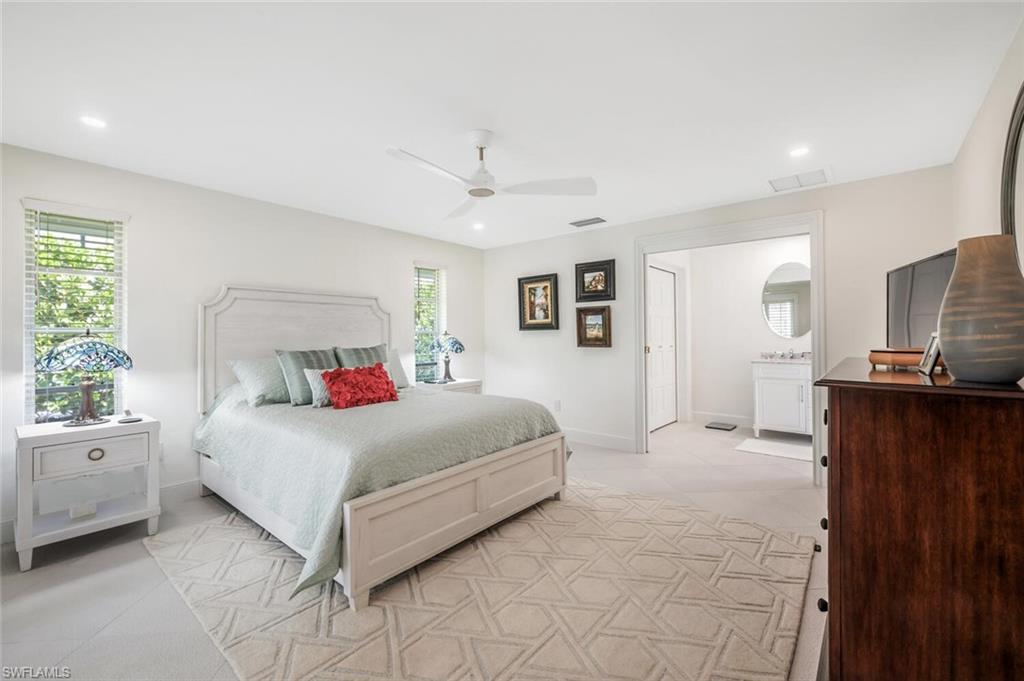 735 Parkview Lane Naples, FL 34103 - Photo 18 of 32 Primary Bedroom/Queen-Sized Bed