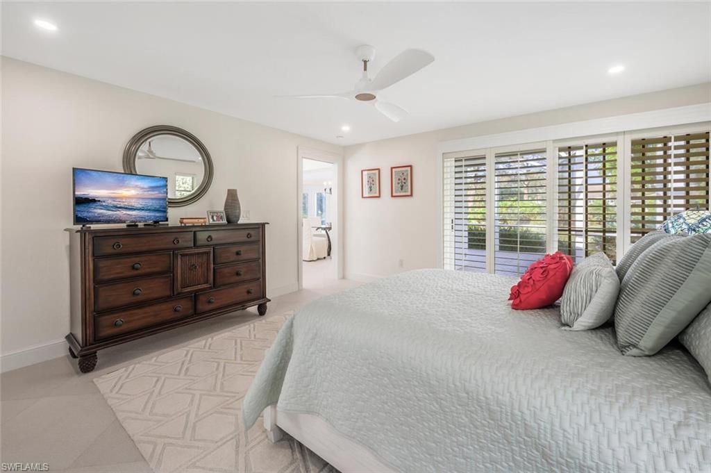 735 Parkview Lane Naples, FL 34103 - Photo 19 of 32 Primary Bedroom