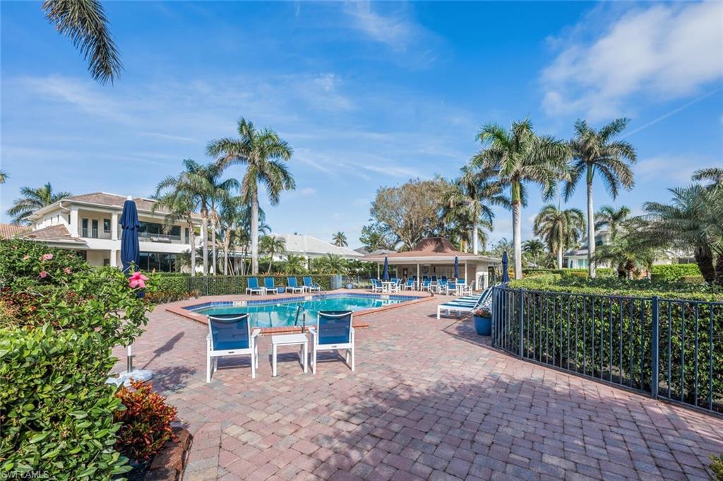 735 Parkview Lane Naples, FL 34103 - Photo 31 of 32 Community Pool