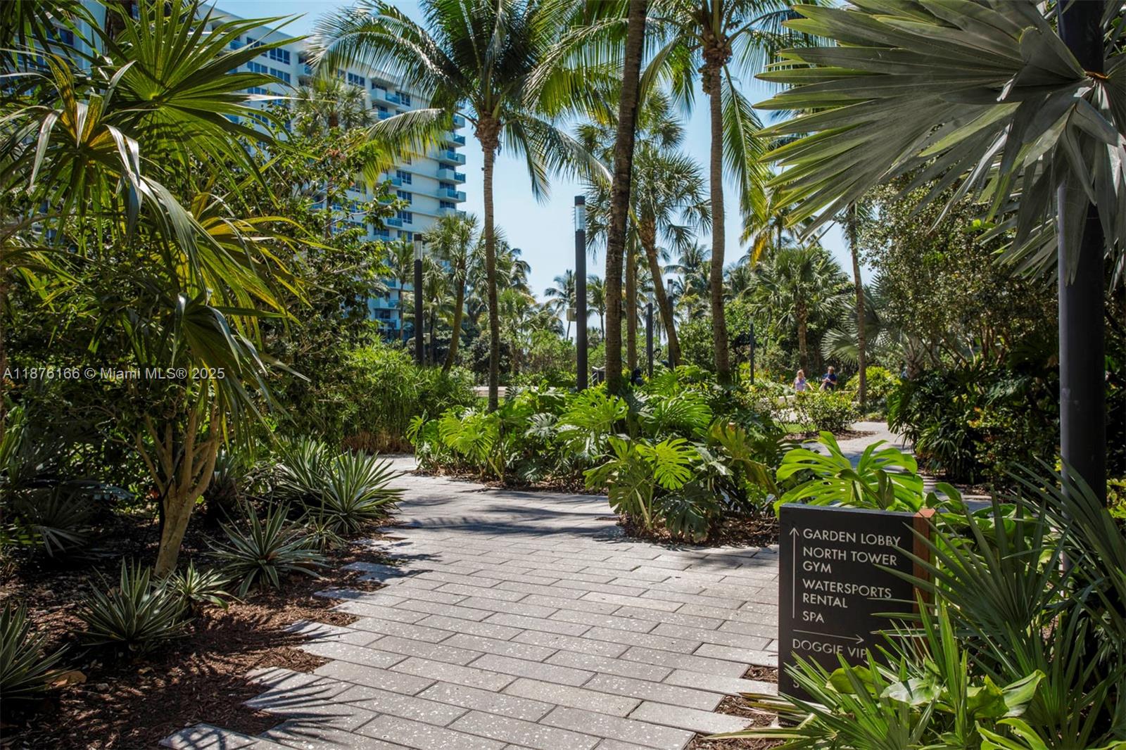 1500 Bay Road, Unit 866S Miami Beach, FL 33139 - Photo 19 of 19 a view of a garden