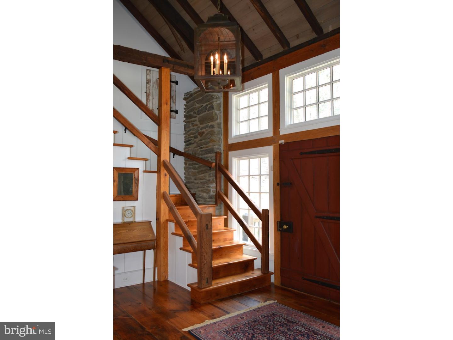 601 Beatty Road Media, PA 19063 - Photo 3 of 25 Foyer