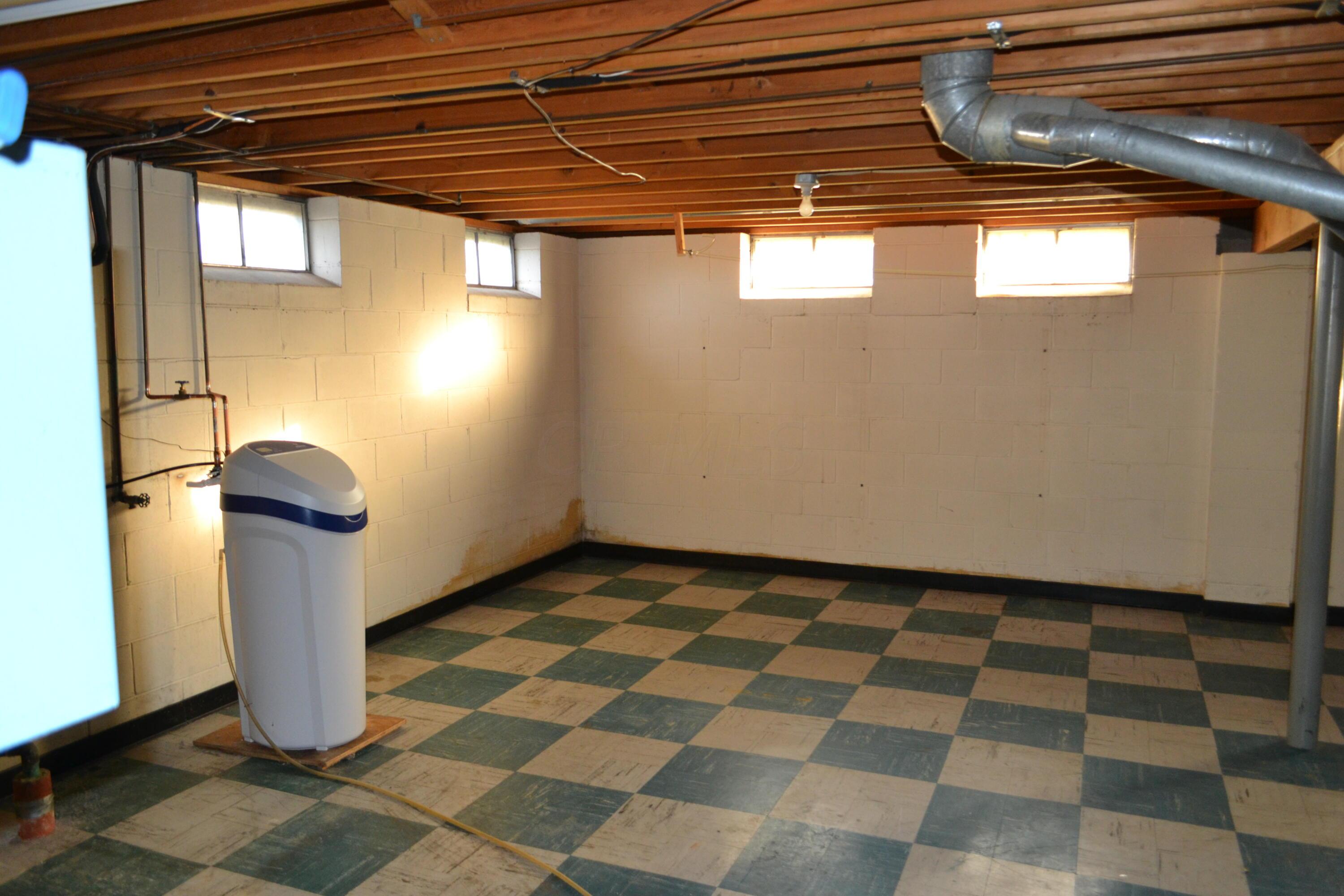 310 Edwards Road Circleville, OH 43113 - Photo 19 of 26 Basement
