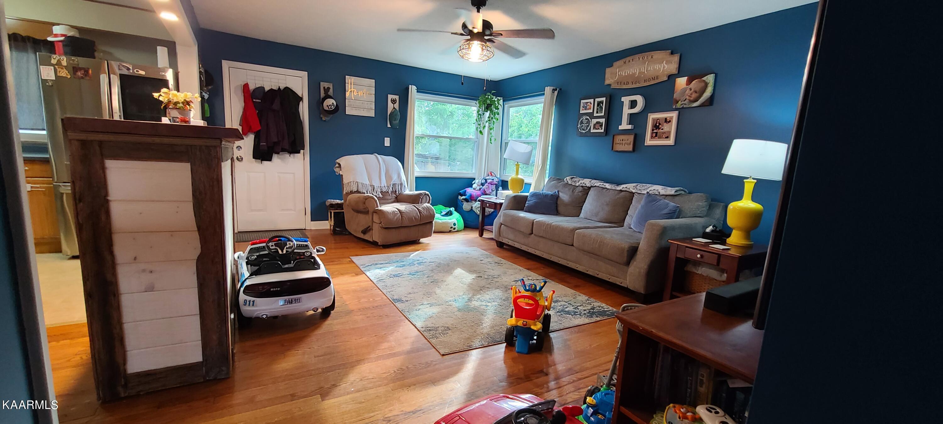 133 Tyson Road Oak Ridge, TN 37830 - Photo 10 of 19 20220612_190119