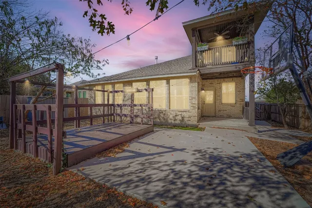 $725,000 | 212 Great Cir Cove, Austin, TX 78717