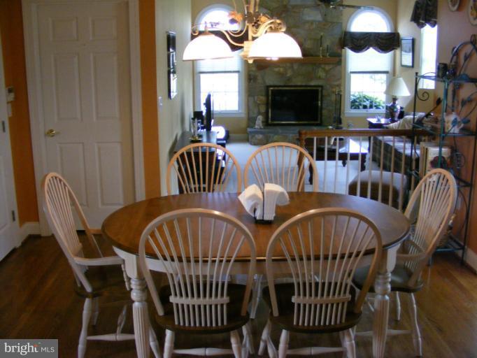 2941 Lonesome Dove Road Mount Airy, MD 21771 - Photo 4 of 30 Lots of space in kitchen for table