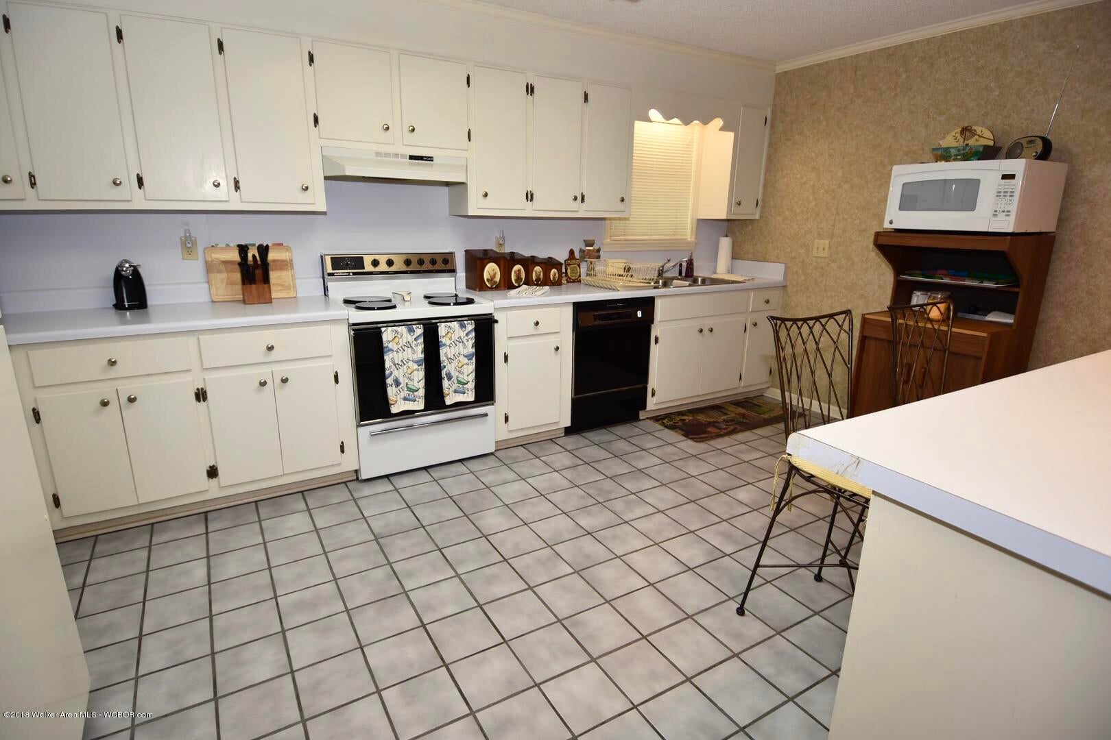 2741 Airport Road Jasper, AL 35504 - Photo 12 of 49 Gallery Image 12