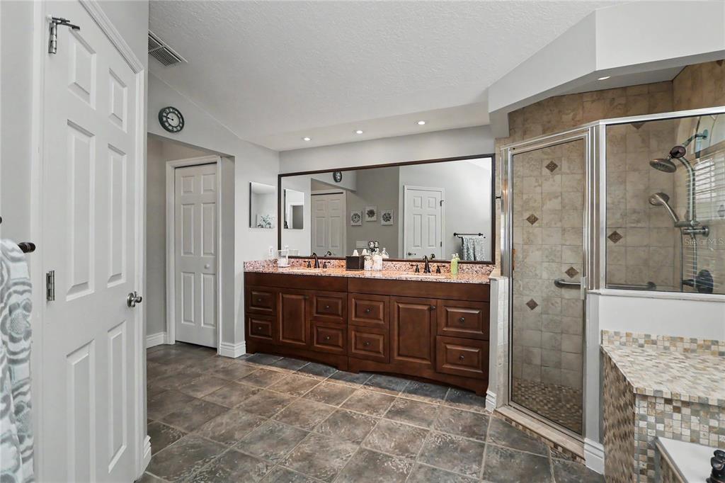 5898 Southwest 89th Place Ocala, FL 34476 - Photo 17 of 25