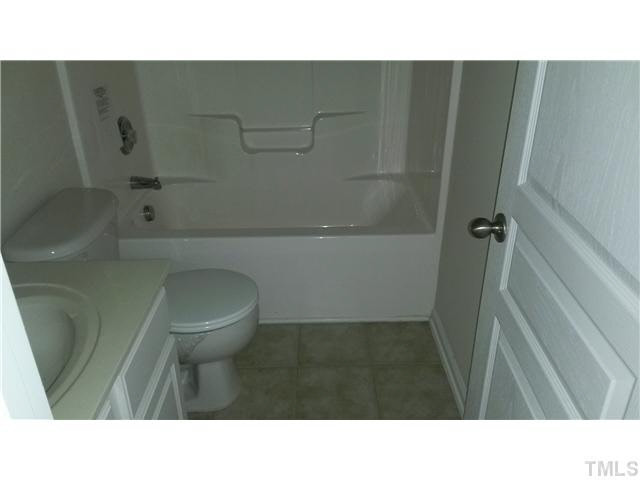 2312 Putters Way Raleigh, NC 27614 - Photo 3 of 11 Gallery Image 3