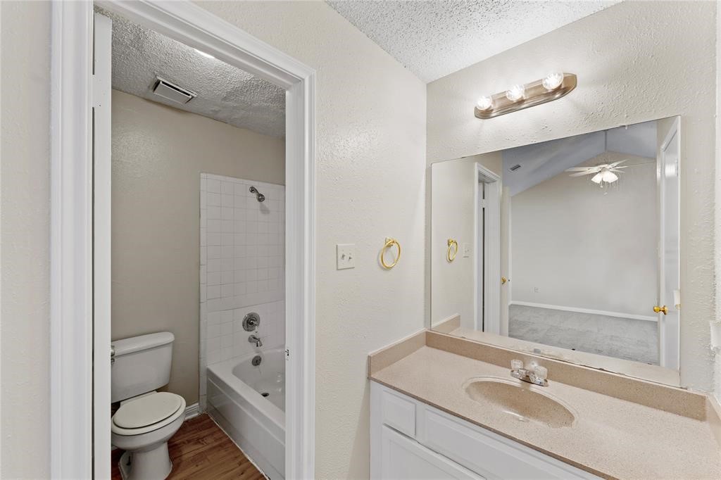 5810 Twisted Pine Court, Unit E Houston, TX 77039 - Photo 13 of 15