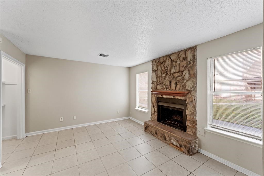 5810 Twisted Pine Court, Unit E Houston, TX 77039 - Photo 2 of 15