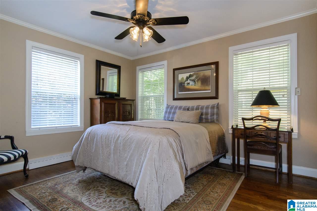 1724 Saulter Road Homewood, AL 35209 - Photo 30 of 49