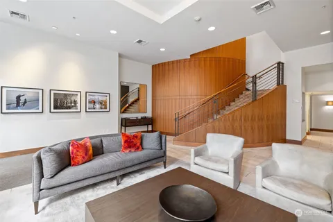 $479,000 | 910 Lenora Street, Unit S304, Seattle, WA 98121