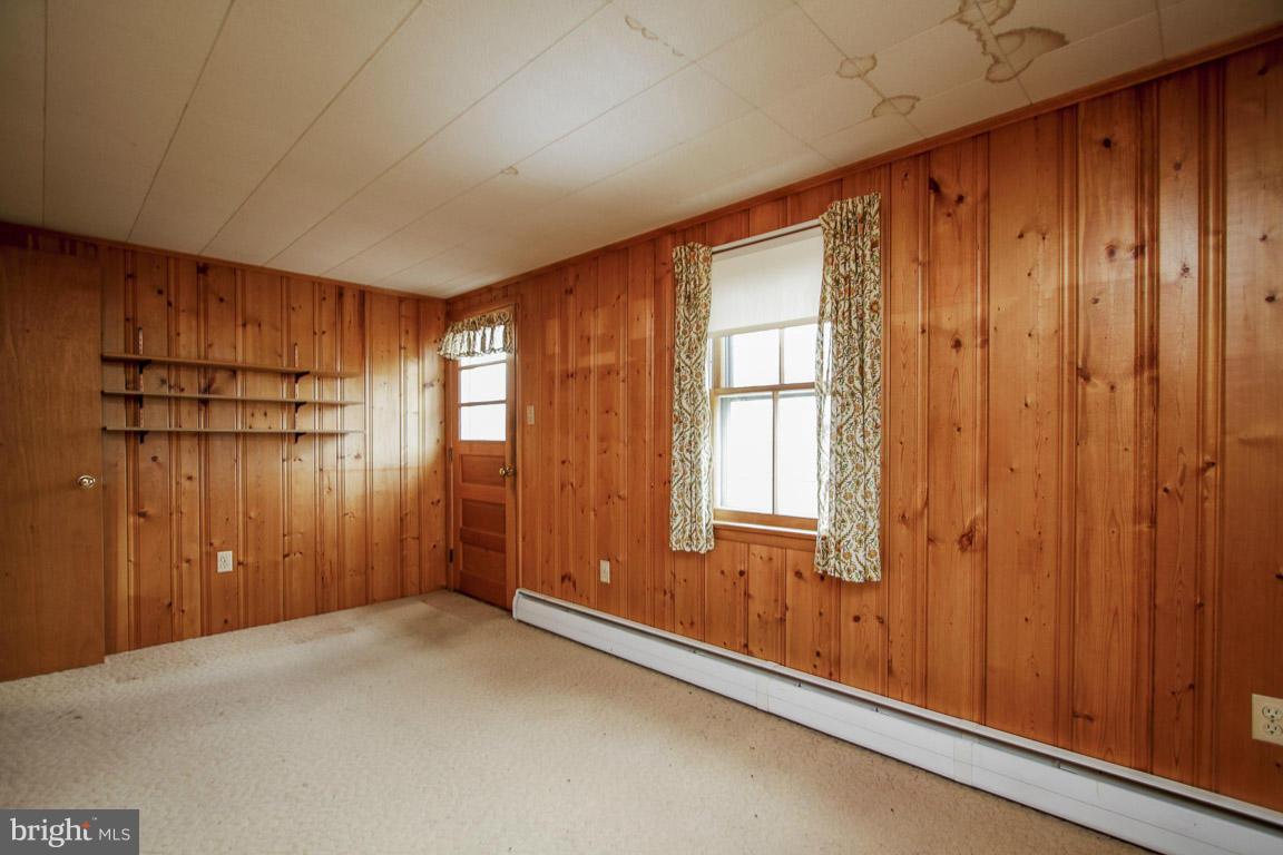 1332 Pleasant Valley Road Westminster, MD 21158 - Photo 14 of 30 Possible 4th BR/office/den