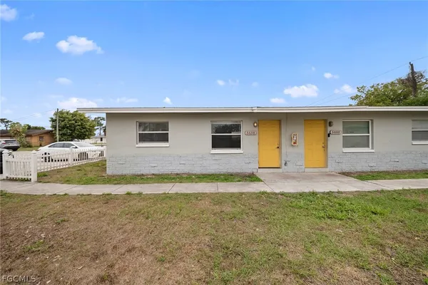 $1,100 | 5456 Fifth Avenue, Fort Myers, FL 33907