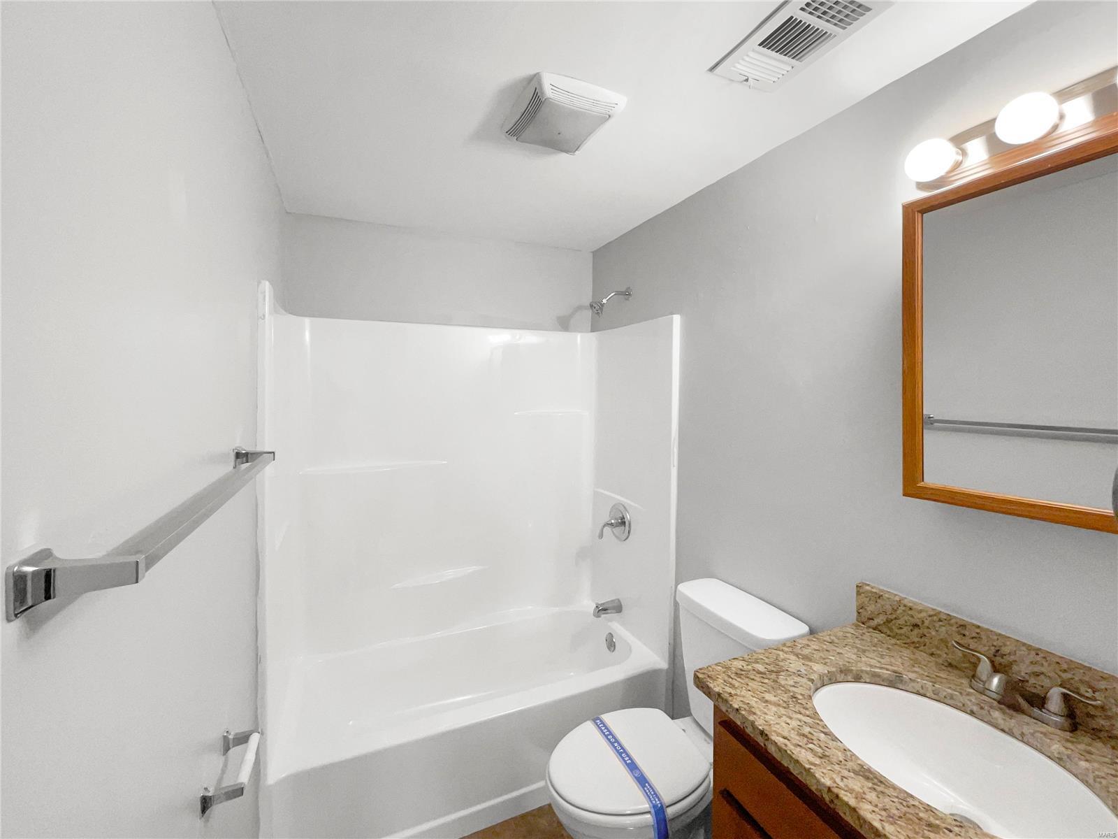 785 Derhake Road Florissant, MO 63033 - Photo 12 of 18 Gallery Image 12