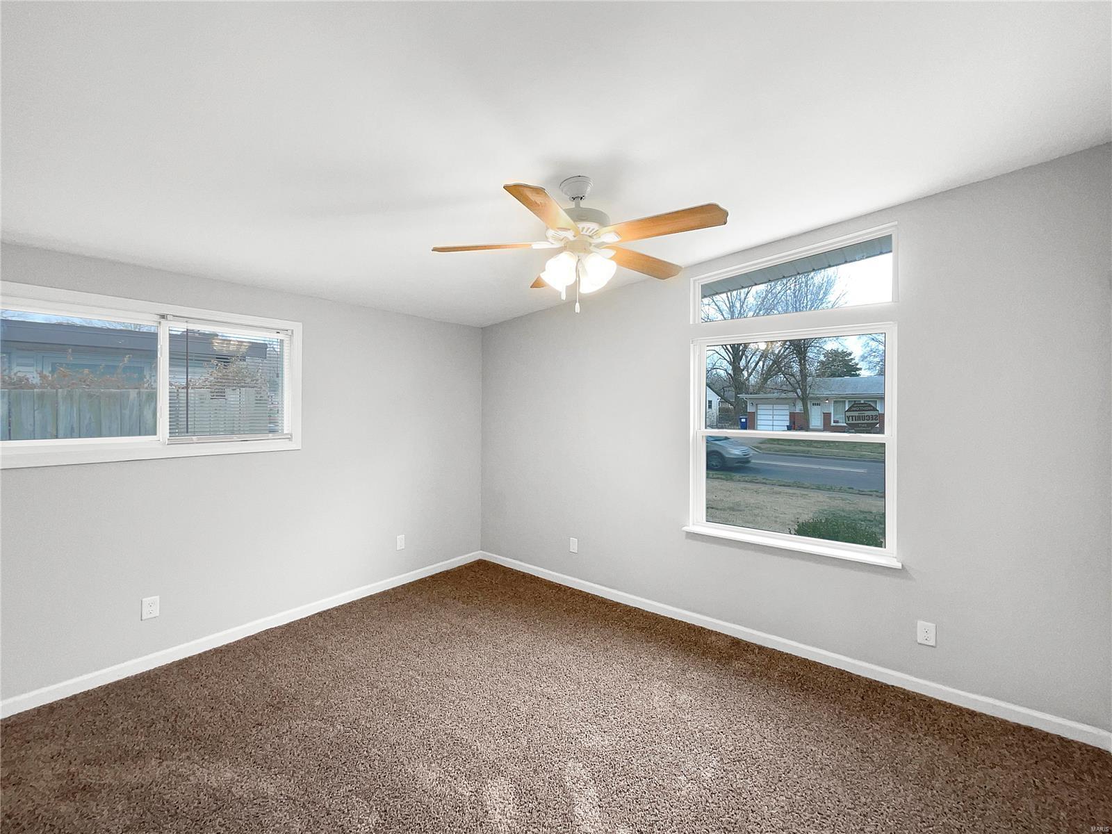 785 Derhake Road Florissant, MO 63033 - Photo 17 of 18 Gallery Image 17