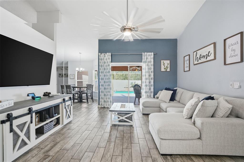 14322 Nugent Circle Spring Hill, FL 34609 - Photo 17 of 68