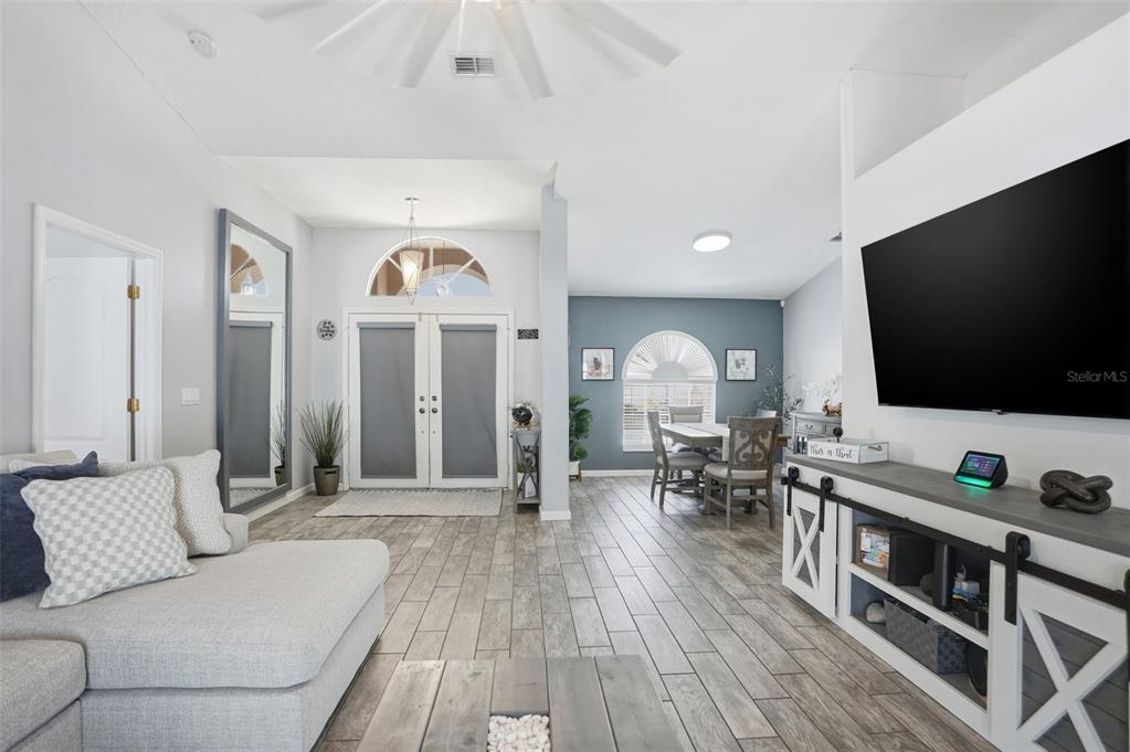 14322 Nugent Circle Spring Hill, FL 34609 - Photo 6 of 68