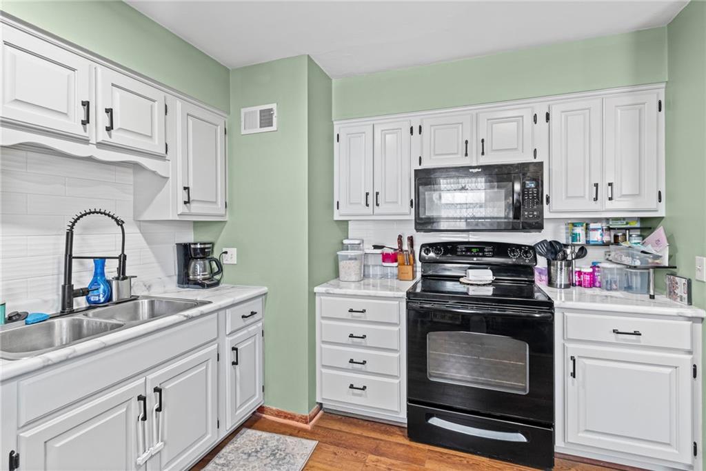 308 West 9th Street Carrollton, MO 64633 - Photo 11 of 24