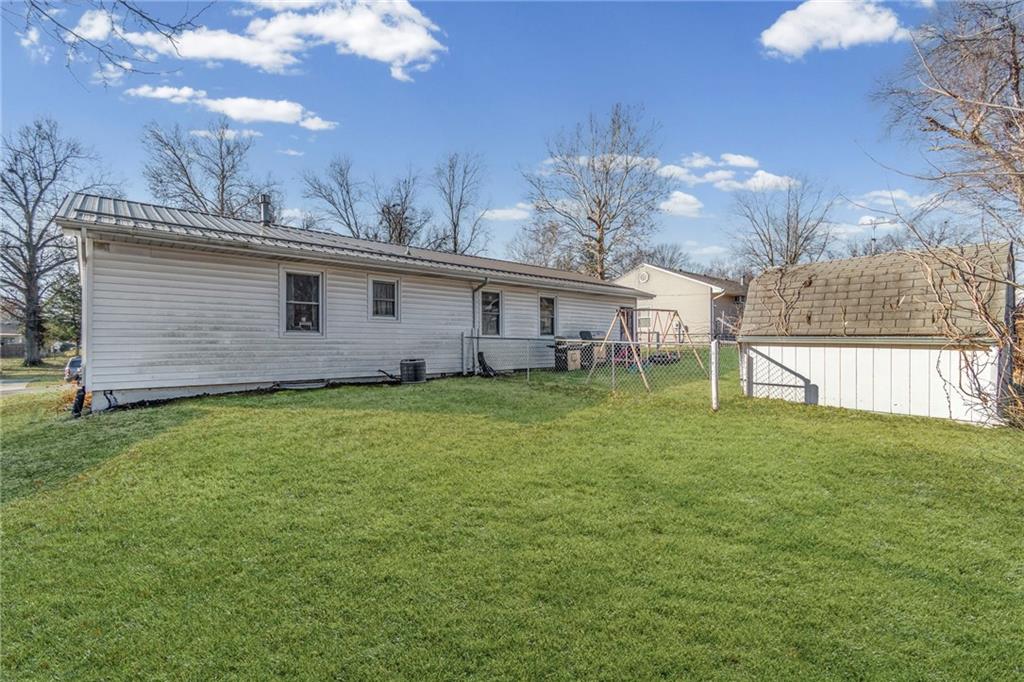 308 West 9th Street Carrollton, MO 64633 - Photo 22 of 24