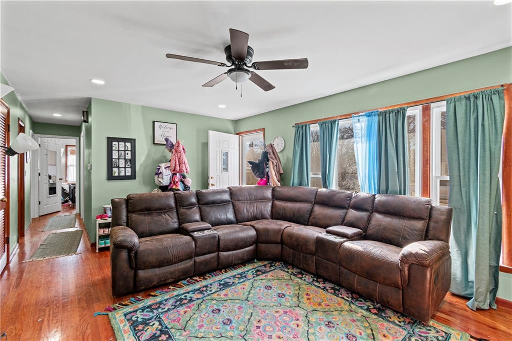 308 West 9th Street Carrollton, MO 64633 - Photo 5 of 24