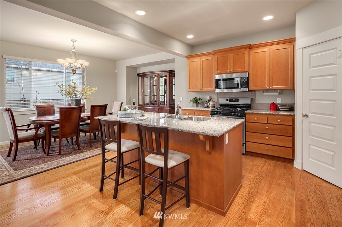 3806 226th Street Southeast Bothell, WA 98021 - Photo 4 of 22