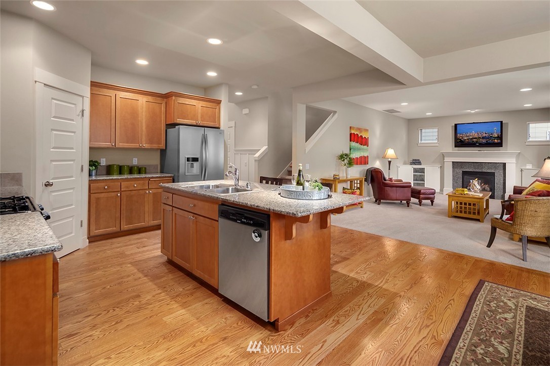 3806 226th Street Southeast Bothell, WA 98021 - Photo 5 of 22