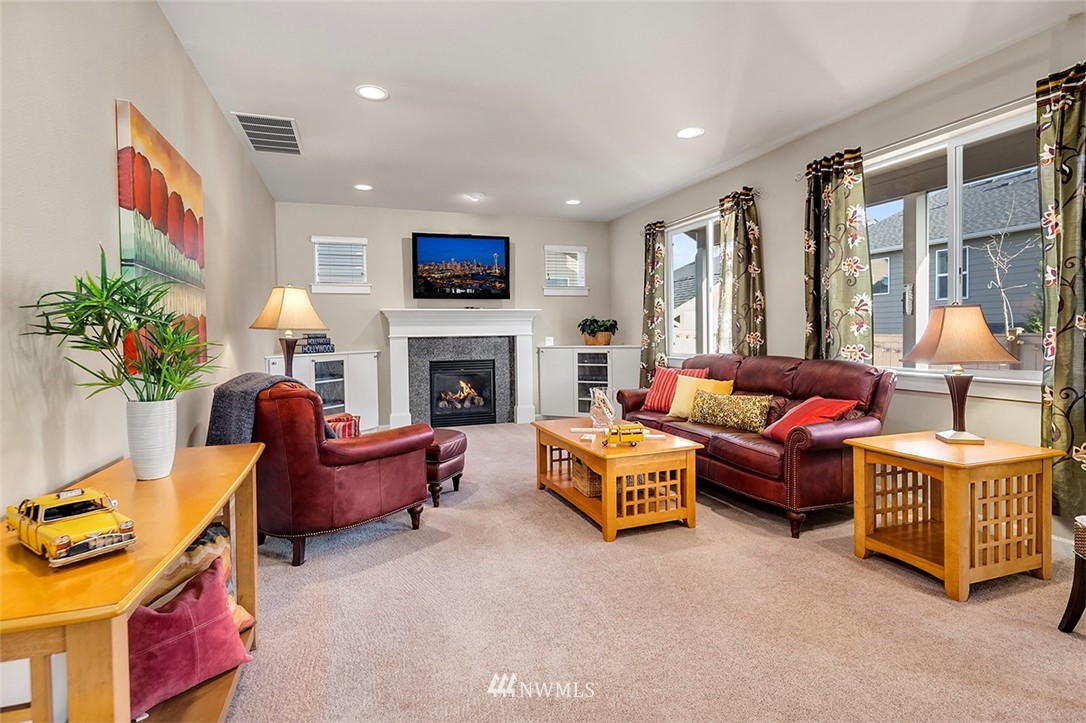 3806 226th Street Southeast Bothell, WA 98021 - Photo 7 of 22