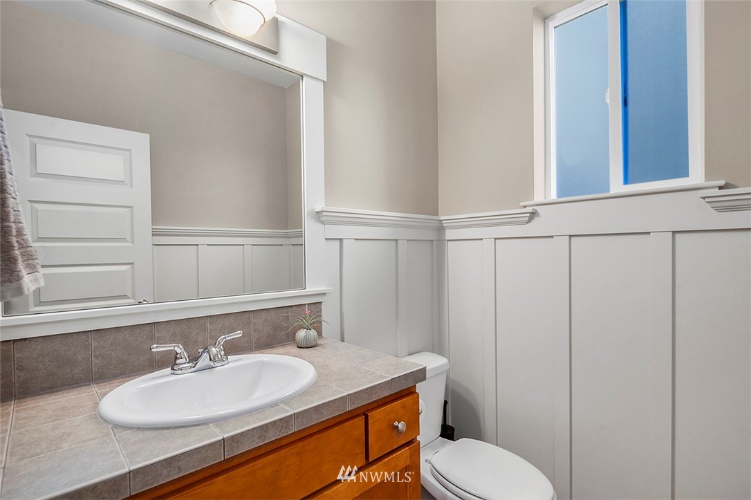 3806 226th Street Southeast Bothell, WA 98021 - Photo 10 of 22