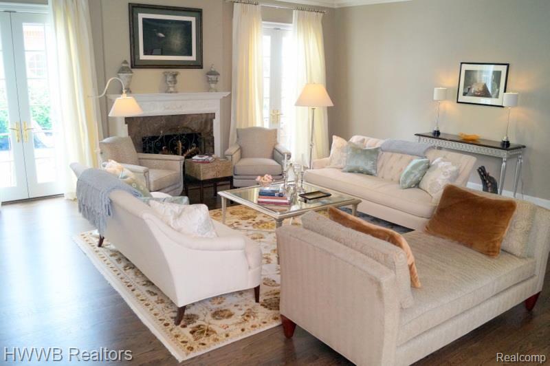 734 Southfield Road Birmingham, MI 48009 - Photo 7 of 17 DSC00347.jpg