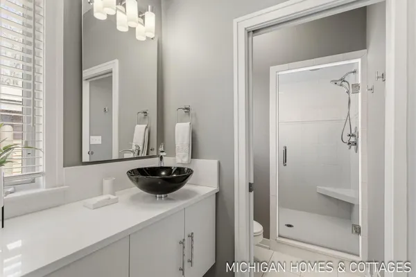 $2,150,000 | 6700 Ratcliff Drive, Holland, MI 49423