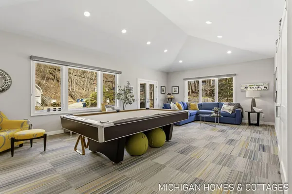 $2,150,000 | 6700 Ratcliff Drive, Holland, MI 49423