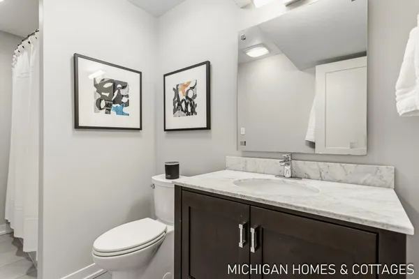 $2,150,000 | 6700 Ratcliff Drive, Holland, MI 49423
