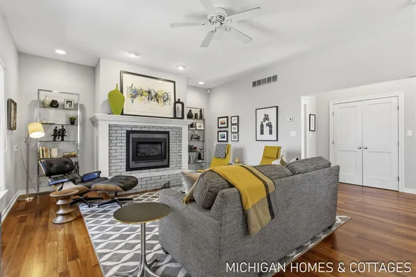 $2,150,000 | 6700 Ratcliff Drive, Holland, MI 49423