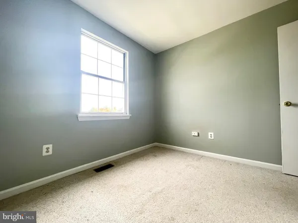 $1,950 | 10 Darbytown Court, Nottingham, MD 21236