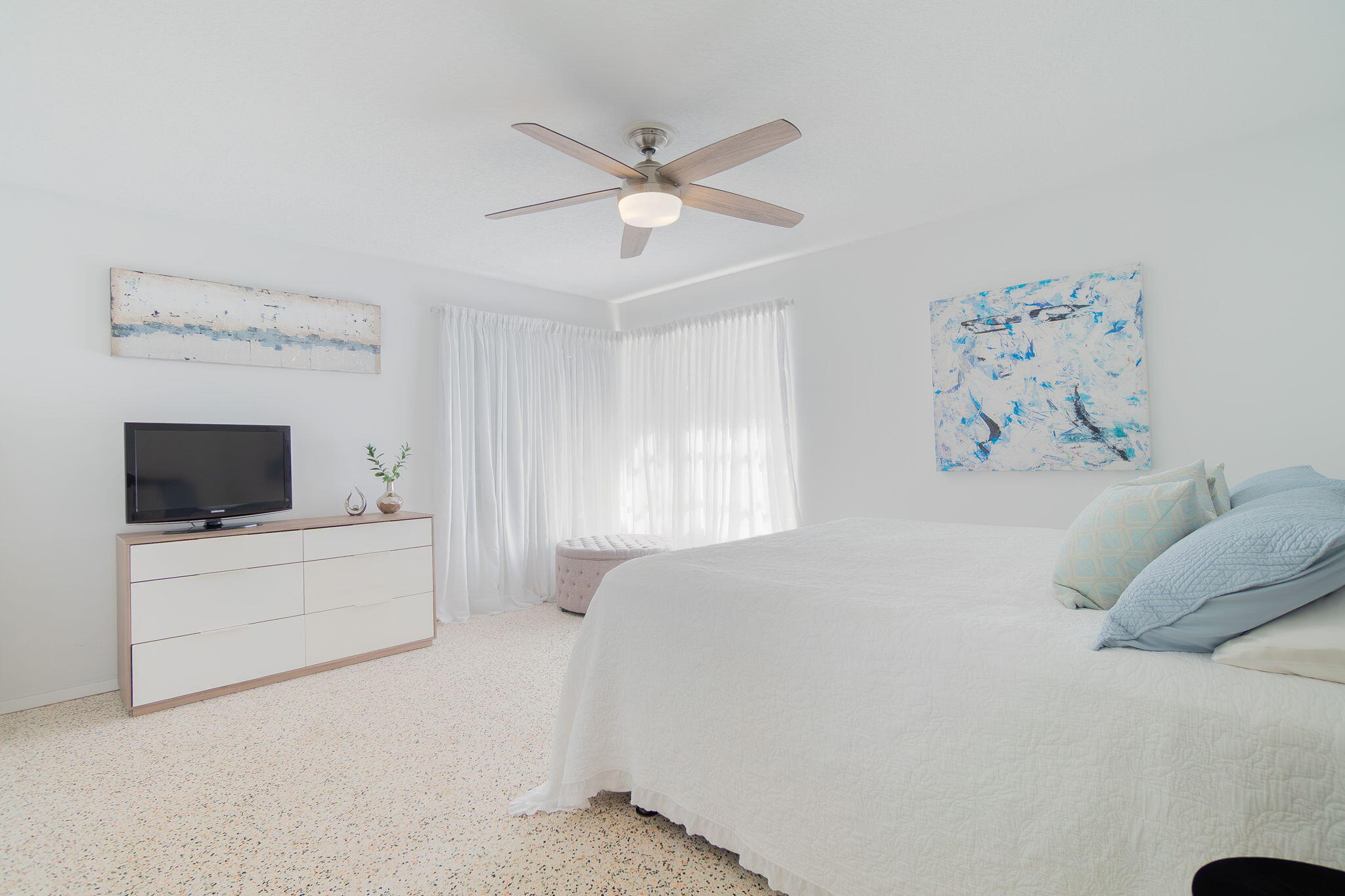 651 Ocean Inlet Drive Boynton Beach, FL 33435 - Photo 15 of 44 a bedroom with a bed and a flat screen tv