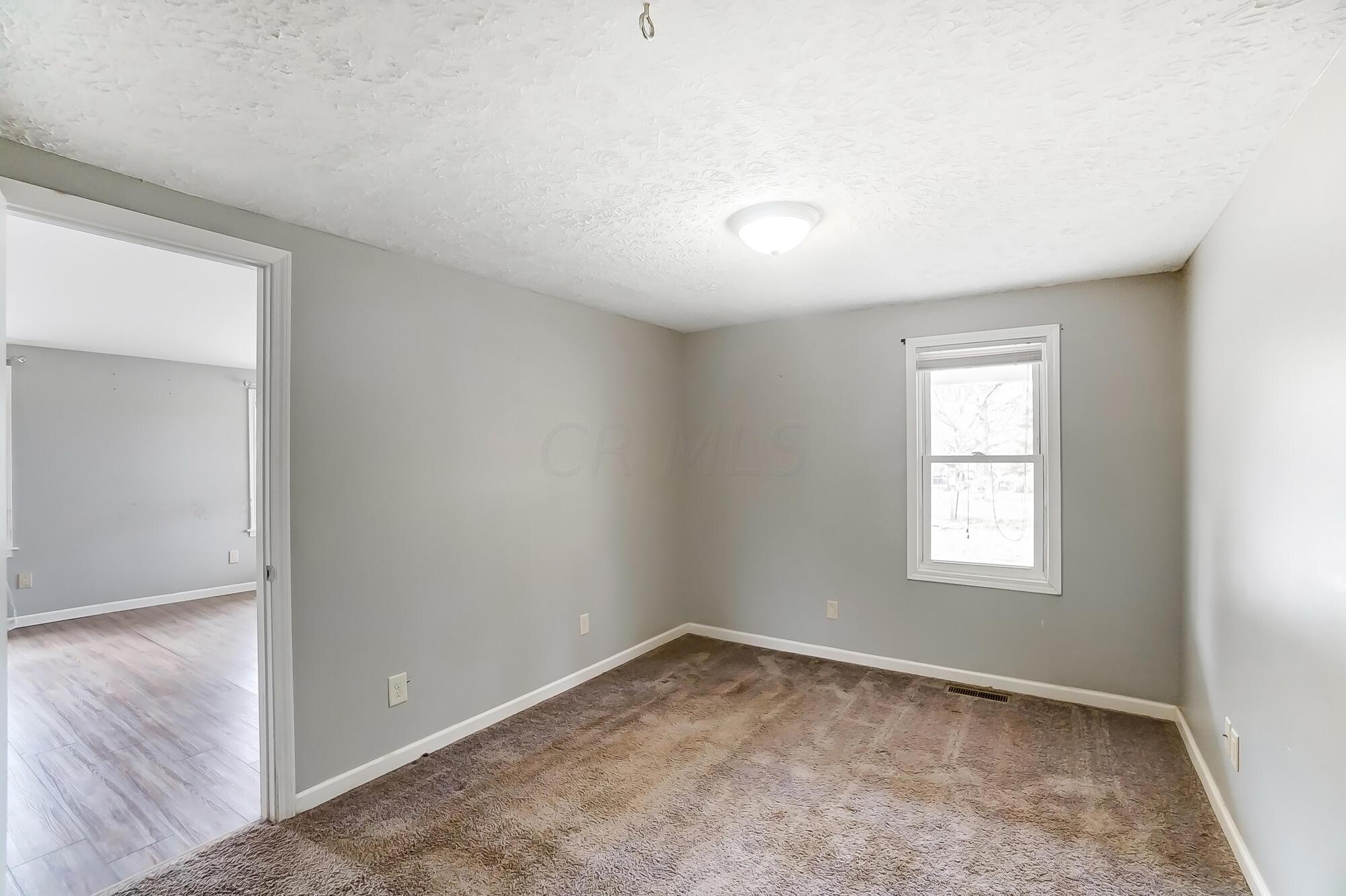 2194 Smeltzer Road Marion, OH 43302 - Photo 26 of 42 026
