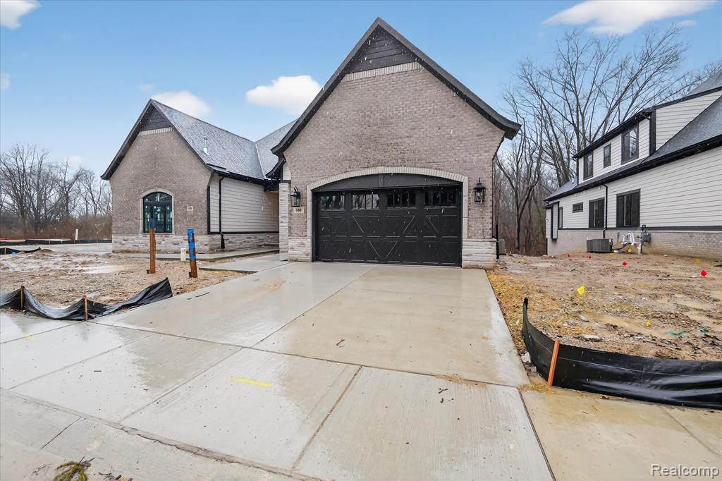 546 Maplehill Road Rochester Hills, MI 48306 - Photo 4 of 52