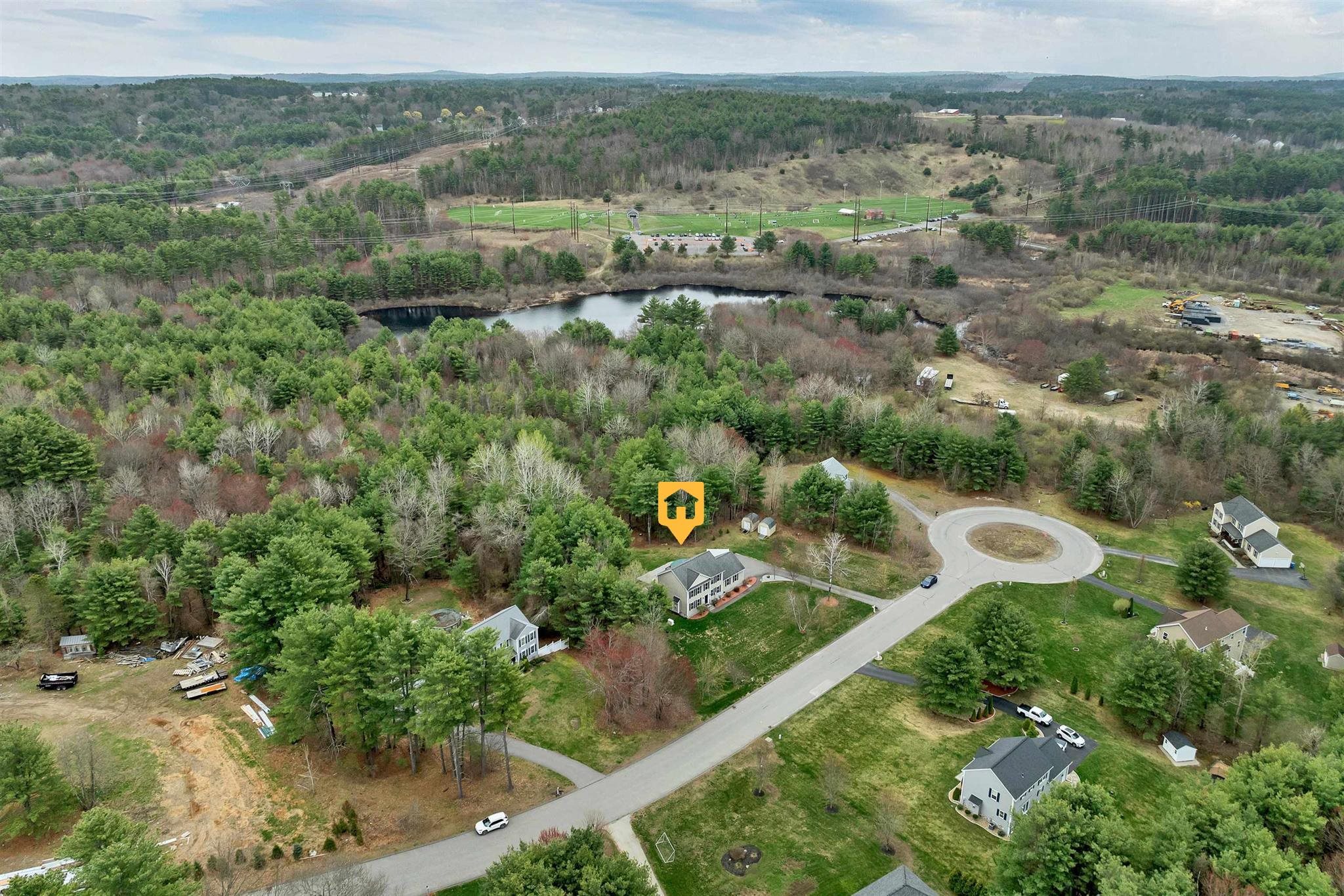 5 Berlang Road Londonderry, NH 03053 - Photo 5 of 36 Gallery Image 5