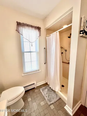 $395,000 | 106 Chesterfield Lane, Toms River, NJ 08757