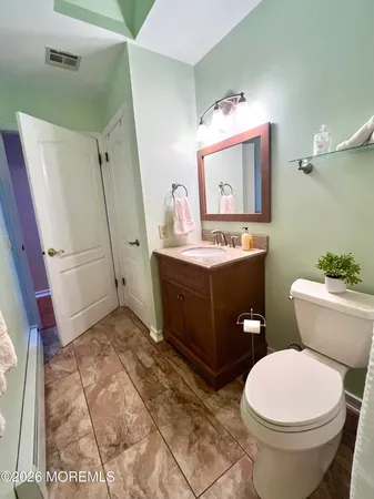 $395,000 | 106 Chesterfield Lane, Toms River, NJ 08757