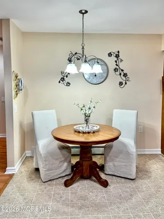 $395,000 | 106 Chesterfield Lane, Toms River, NJ 08757