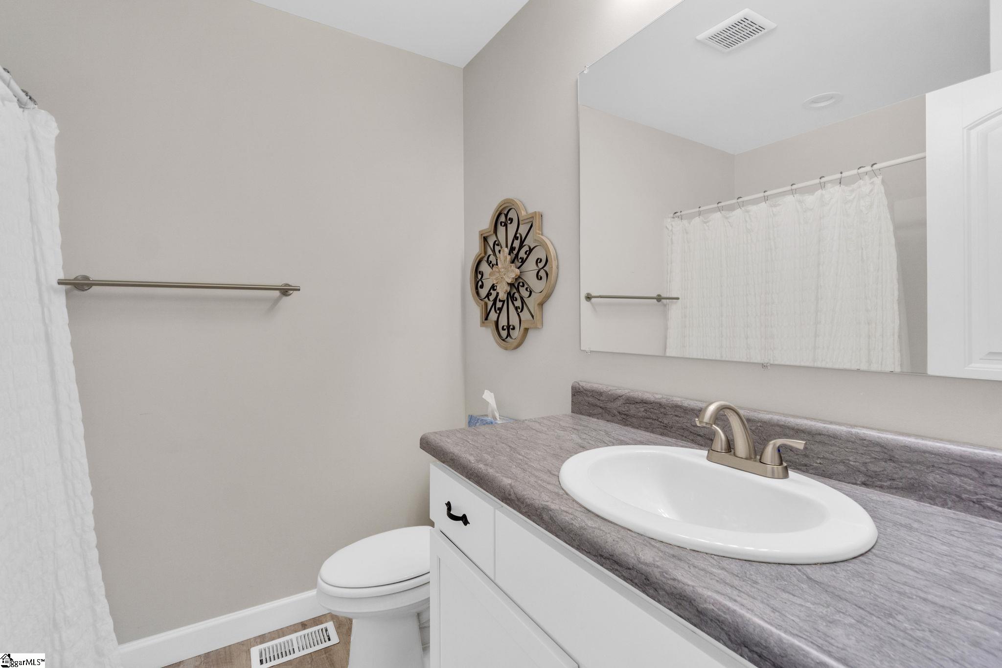128 Spring Street Greer, SC 29650 - Photo 19 of 31 Gallery Image 19