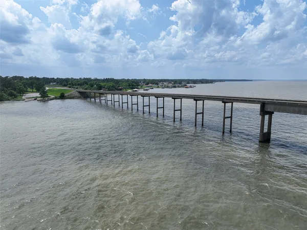 $1,475 | 210 Canary Street, Point Blank, TX 77364