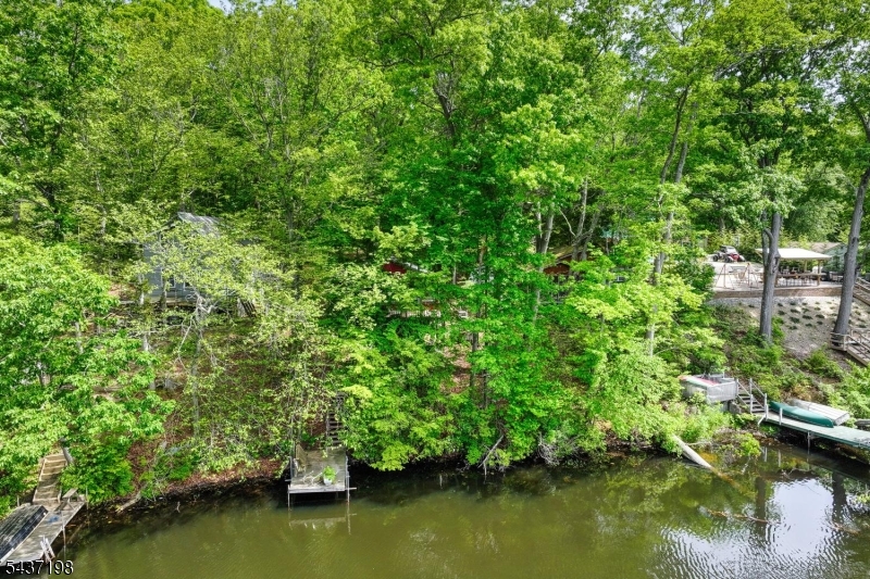 188 Longwood Lake Road Oak Ridge, NJ 07438 - Photo 15 of 21
