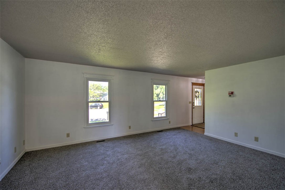 1029 Columbia Drive Decatur, IL 62522 - Photo 10 of 47