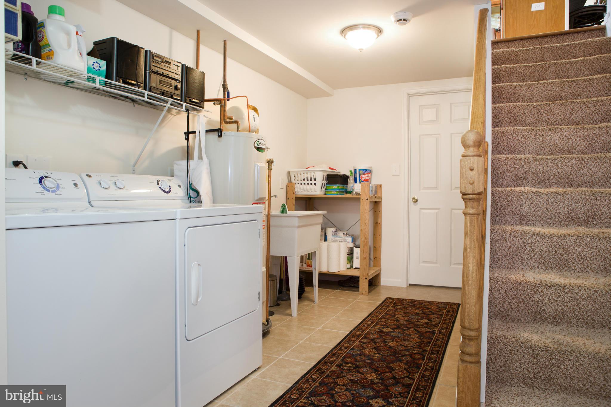 27 Alder Road Annapolis, MD 21403 - Photo 15 of 26 Laundry