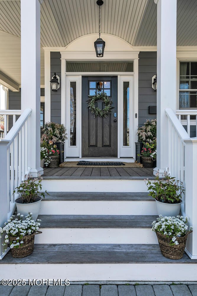 86 Washington Street Rumson, NJ 07760 - Photo 6 of 43 a front view of a house