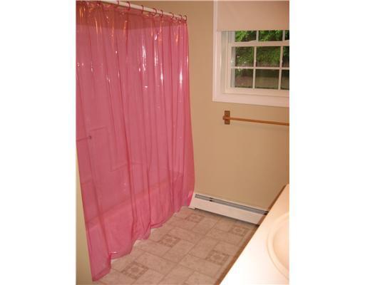 58 Sunnybrook Farm Road Bridgton, ME 04009 - Photo 12 of 14 Bathroom. Full bath with shower/tub...